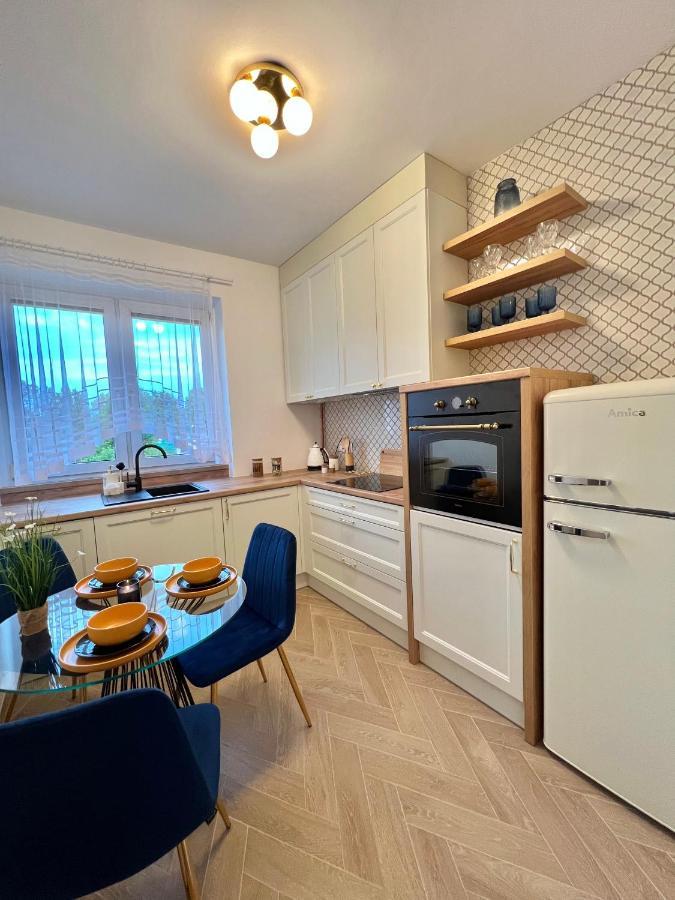 B&W Luxurious Apartment In The Heart Of ヴロツワフ エクステリア 写真